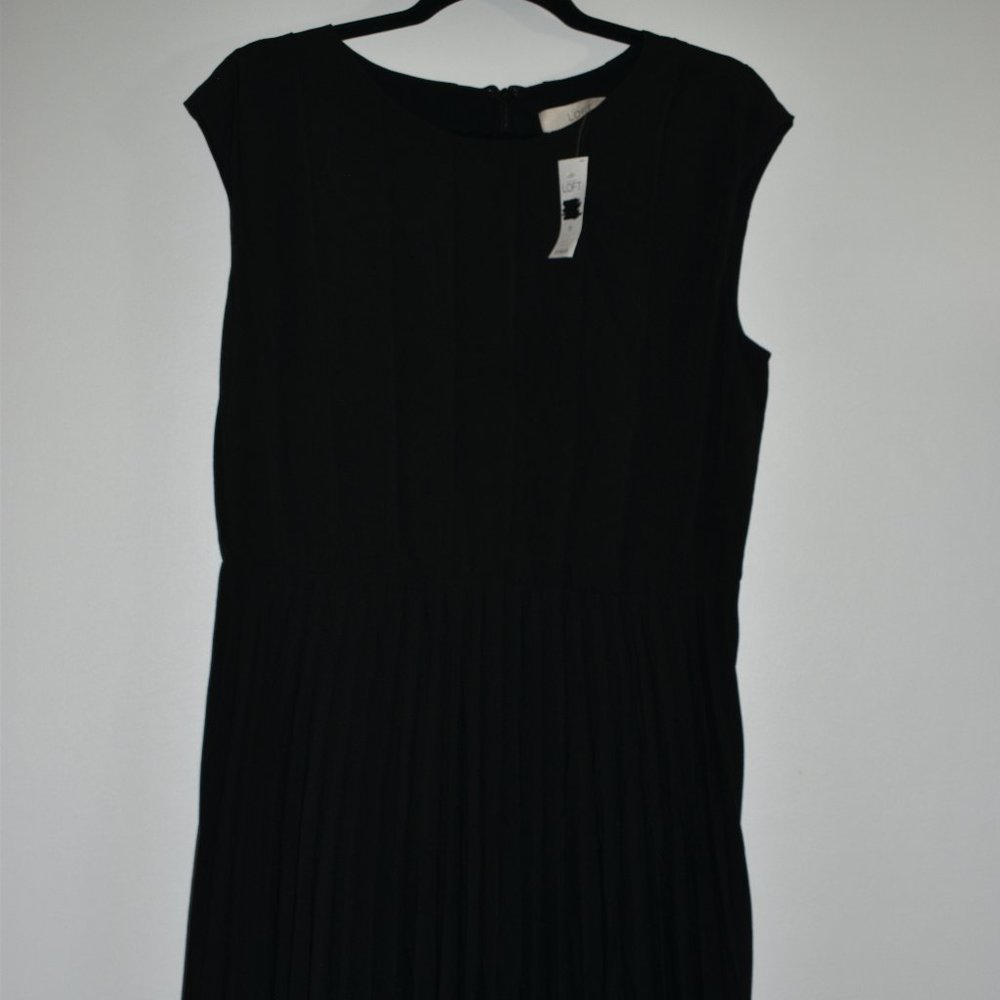 Ann Taylor LOFT Women's New Black Pleated Dress 10